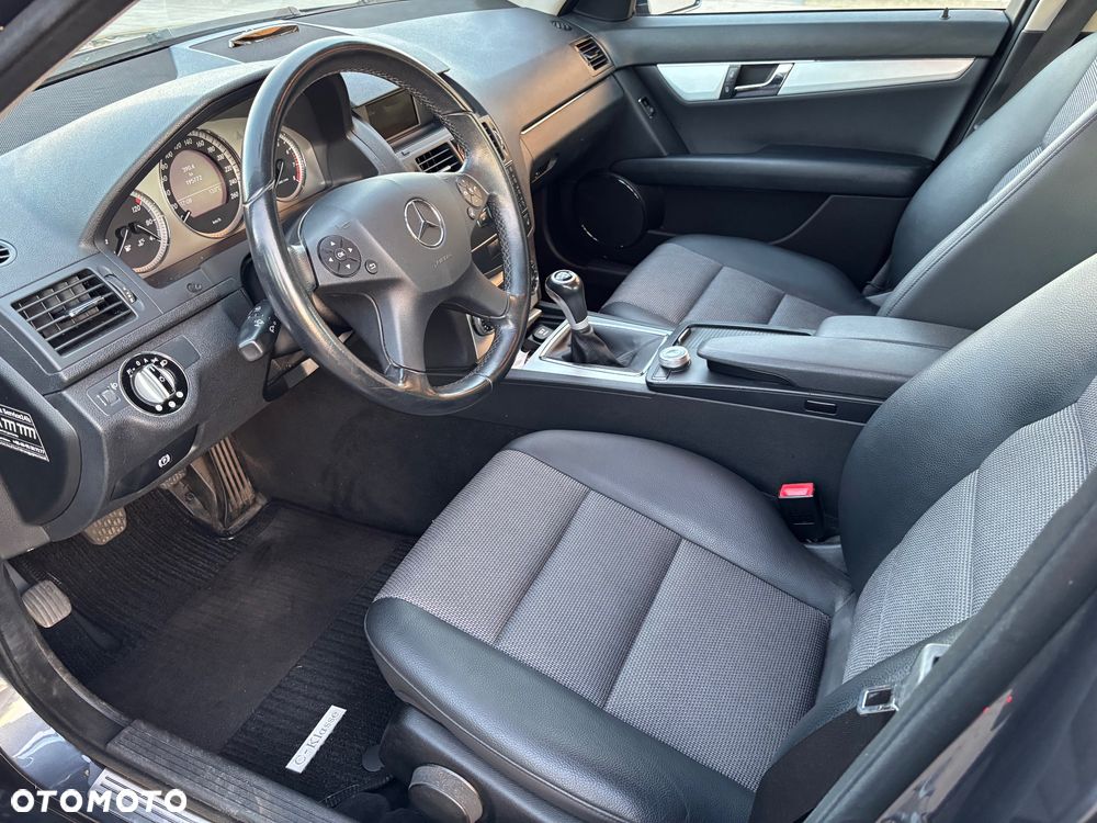 Mercedes-Benz C-Class 2009 photo 5