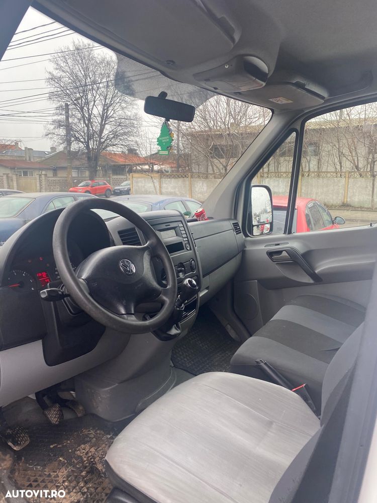 Volkswagen Crafter 35 Furgon - 4