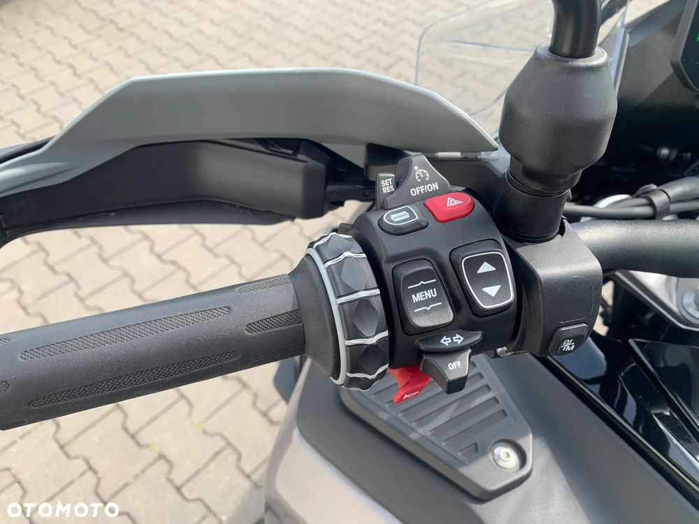 BMW Adventure - 16