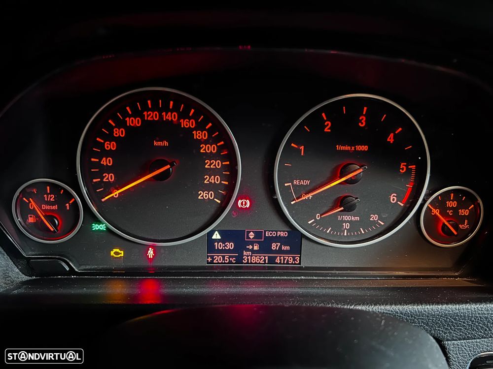 BMW 320 d EfficientDynamics Line Sport - 2