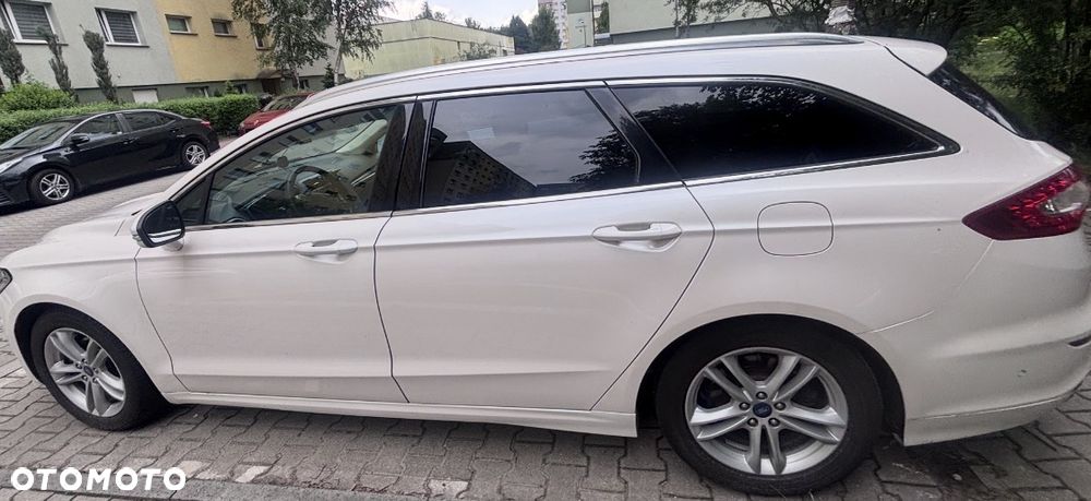 Ford Mondeo 2.0 TDCi Titanium PowerShift - 8
