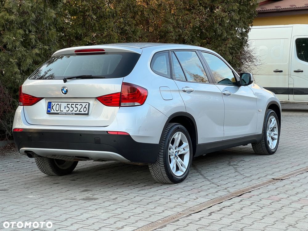 BMW X1 xDrive18d xLine - 12