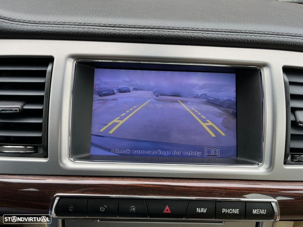 Jaguar XF 2.2 D Luxury - 42