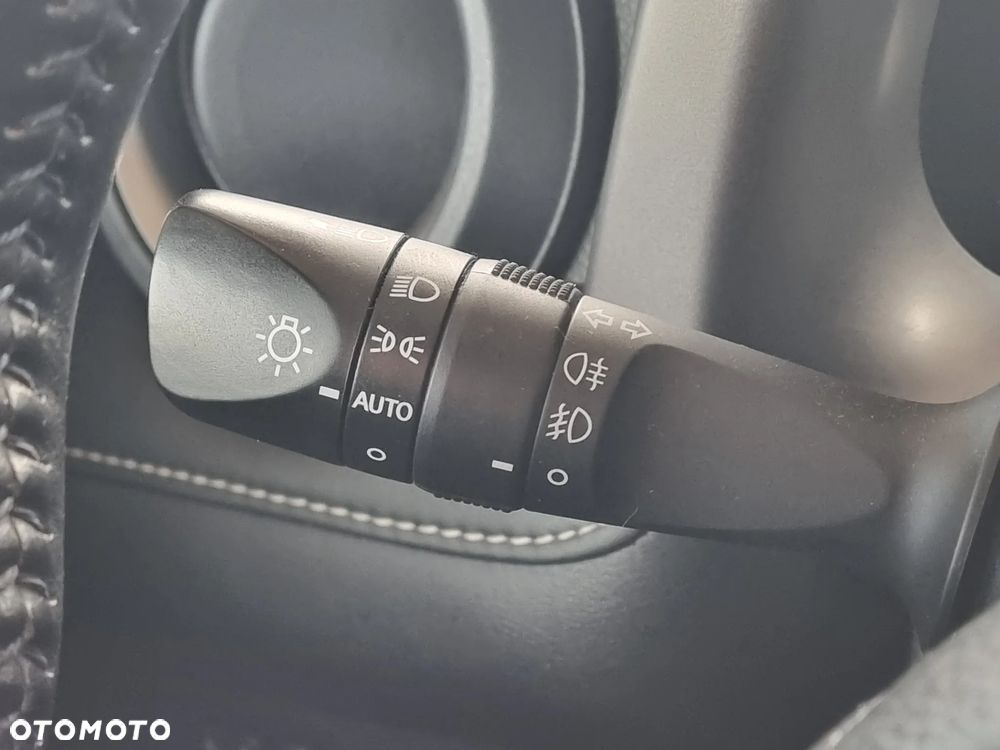 Toyota RAV4 2.0 D-4D Premium 4x2 - 23