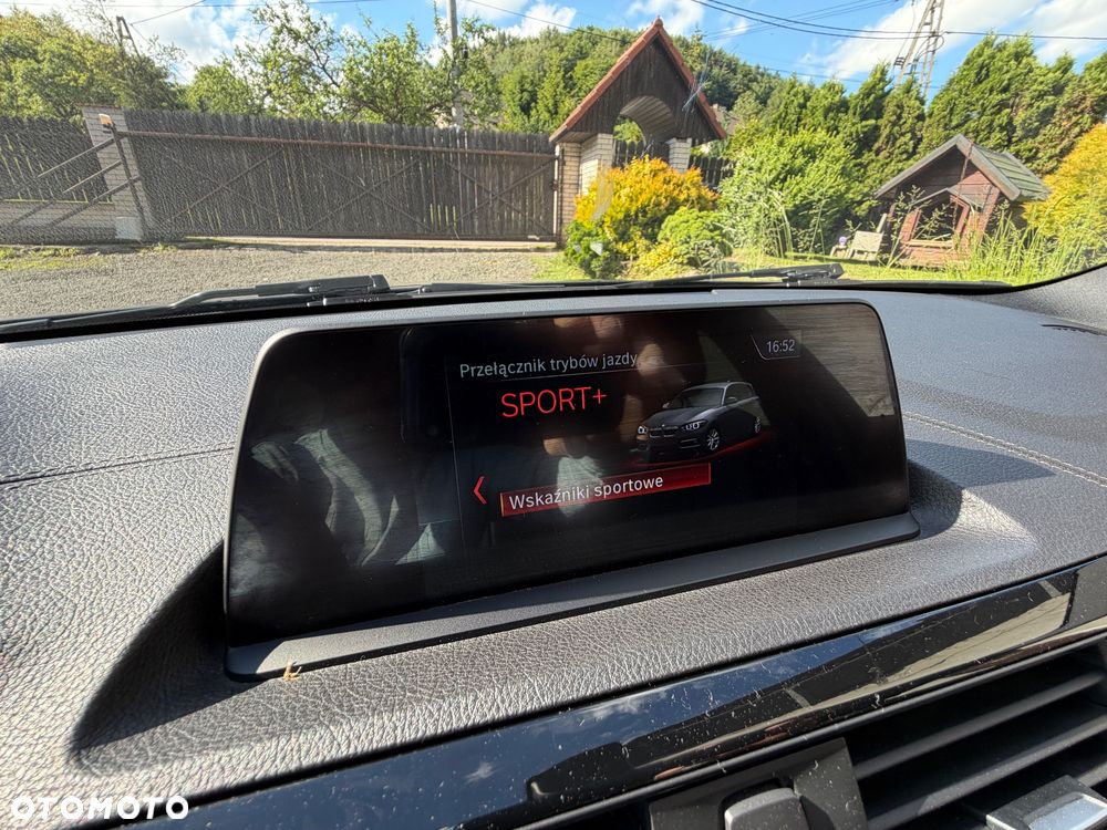 BMW Seria 1 120d xDrive M Sport Shadow sport - 18