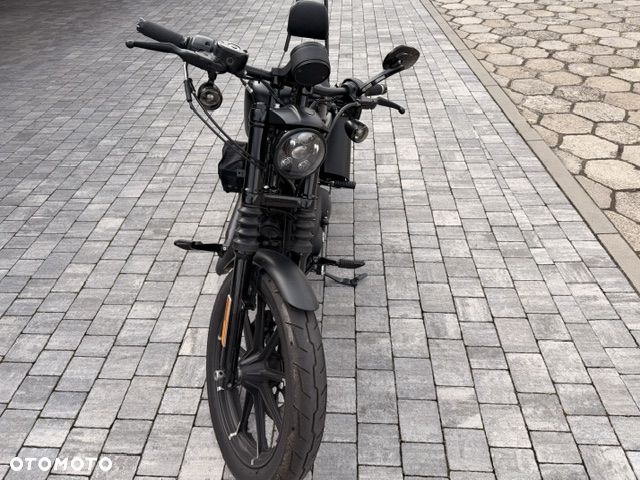 Harley-Davidson Sportster Iron 883 - 9