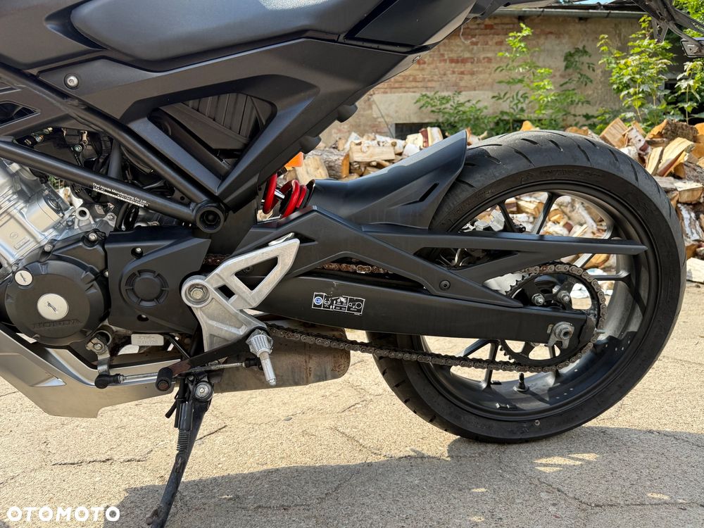 Honda CB - 25