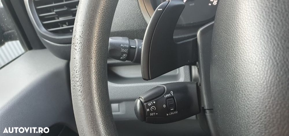 Peugeot Expert Premium L2H1 EAT6 TwinCab Komfort Plus - 10