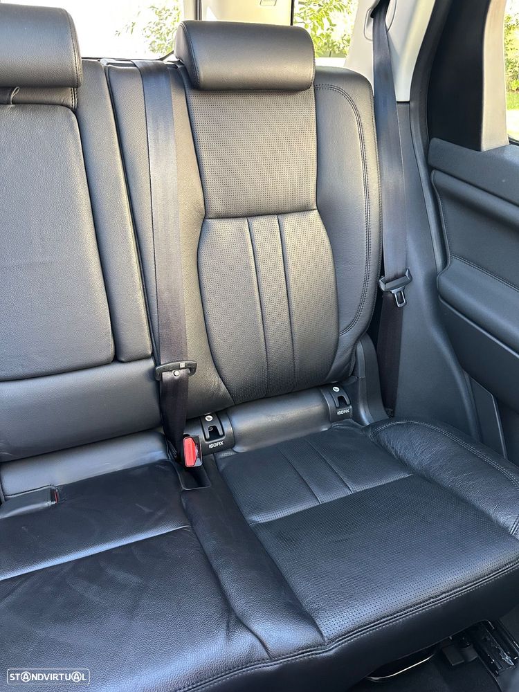 Land Rover Discovery Sport 2.0 eD4 HSE - 18