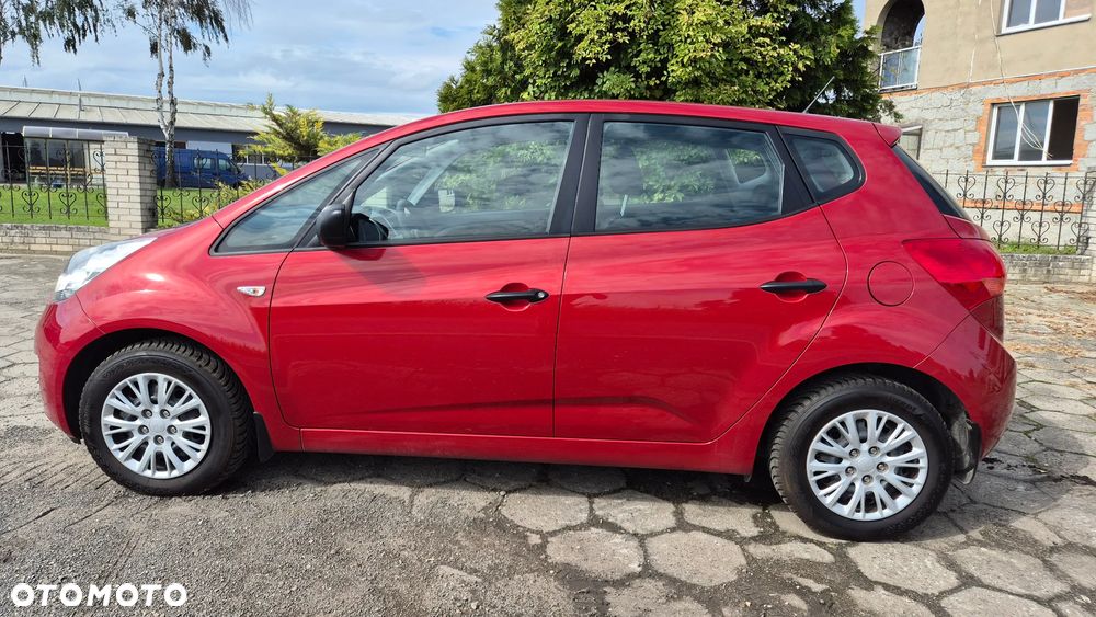 Kia Venga 1.4 L - 16