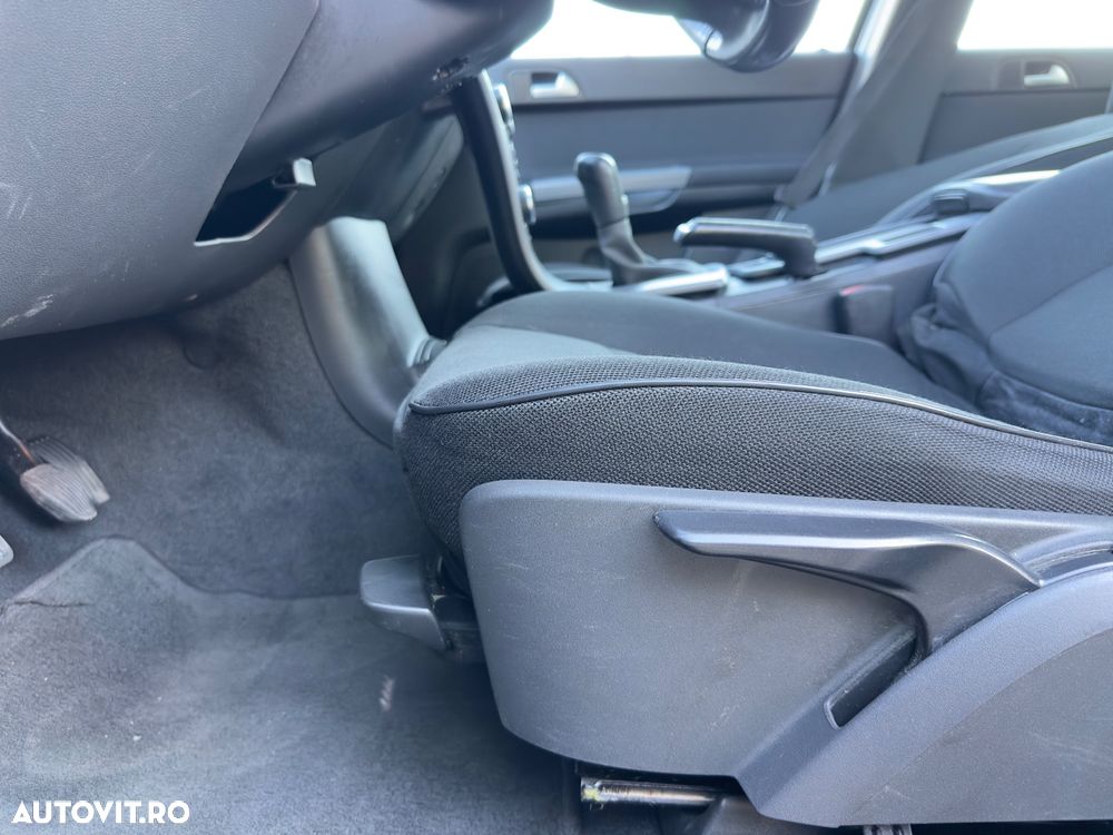 Volvo S40 D2 Kinetic - 9