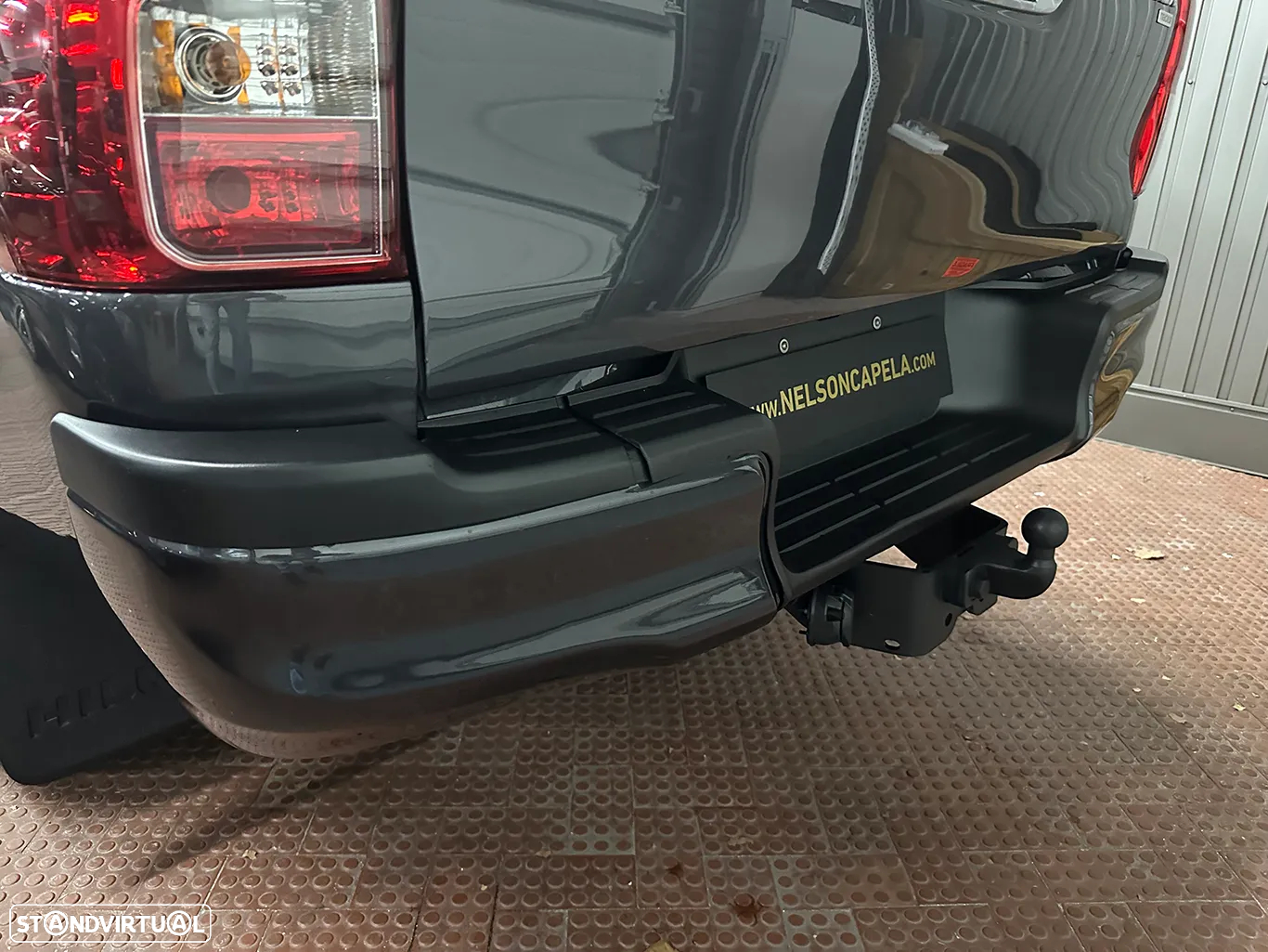 Toyota Hilux 2.4 D-4D 2WD CD Tracker - 47