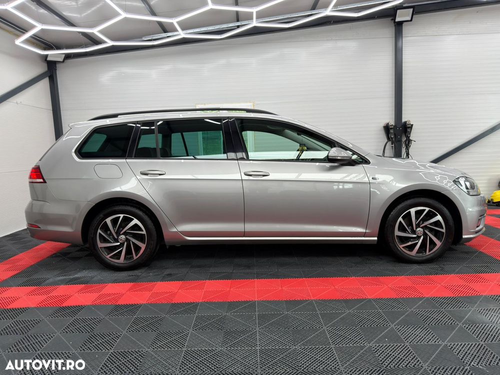 Volkswagen Golf 1.6 TDI SCR DSG Join - 3