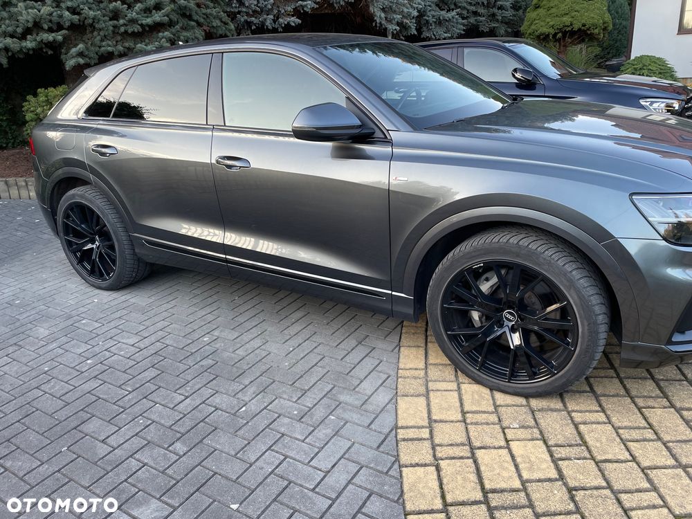 Audi Q8 2022 photo 4
