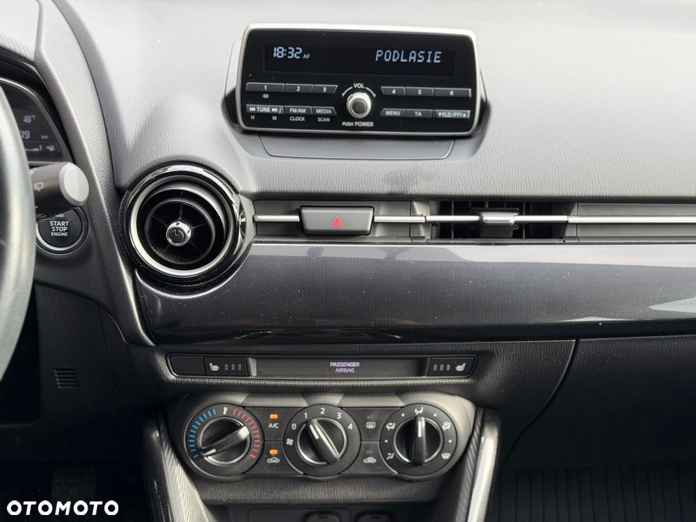 Mazda 2 - 22