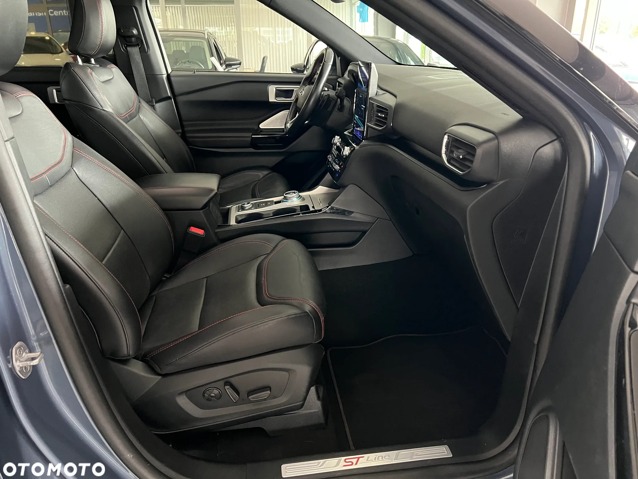 Ford Explorer 3.0 EcoBoost PHEV 4WD ST-Line - 41