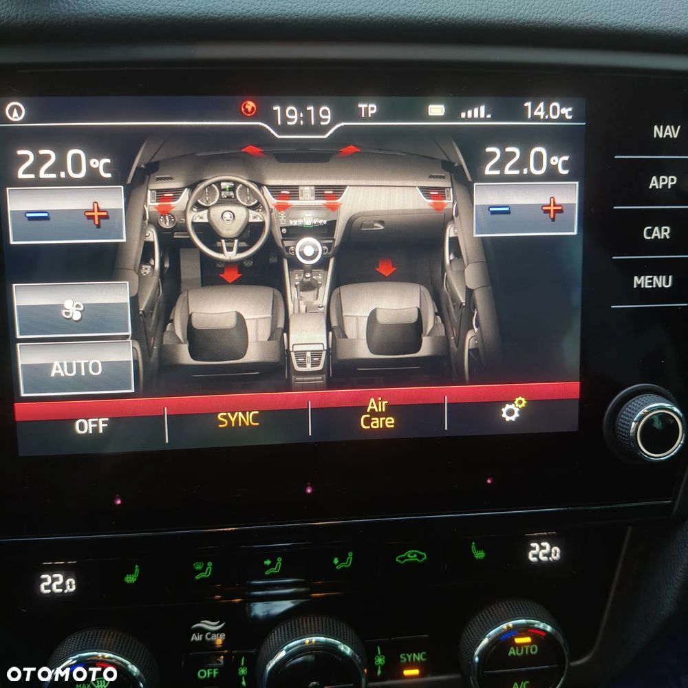 Skoda Octavia 1.5 TSI ACT Style DSG - 21