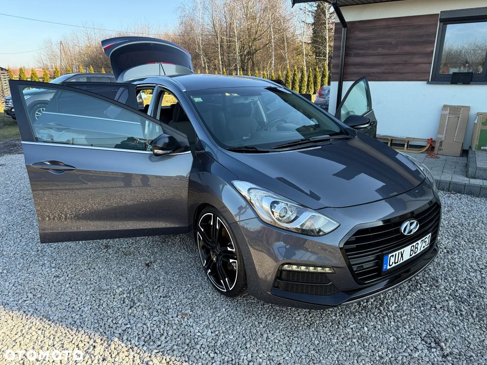 Hyundai i30 blue 1.6 CRDi Premium - 19