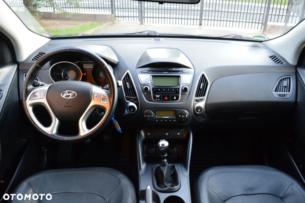 Hyundai ix35 2.0 CRDi 4WD Premium - 32