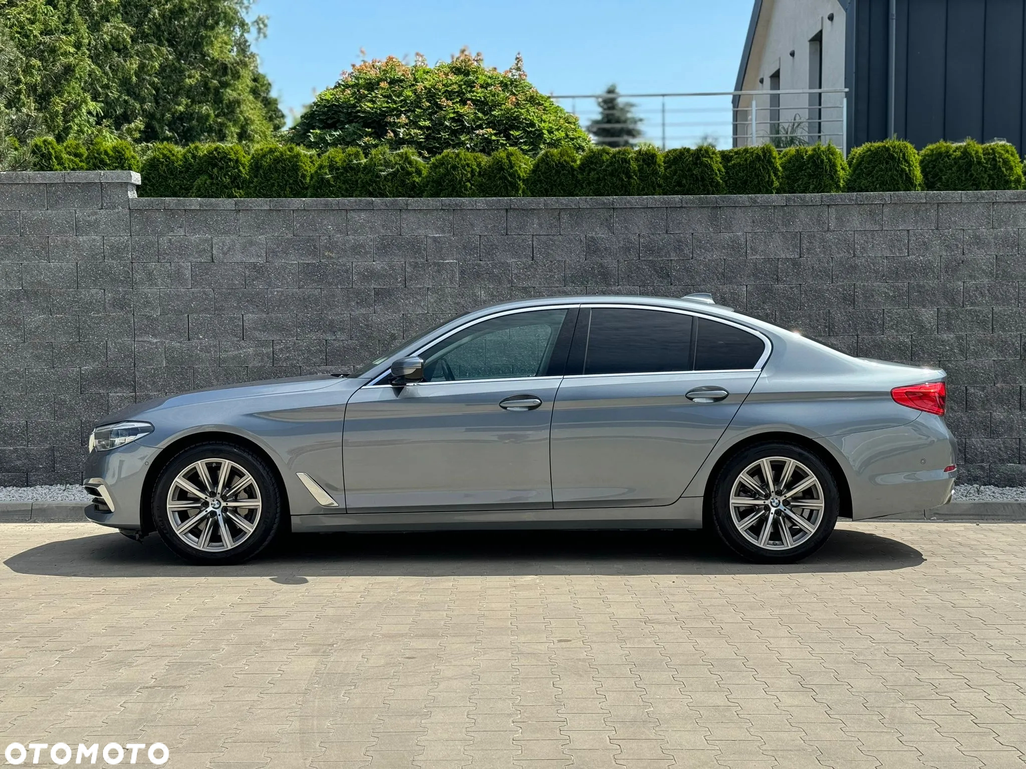 BMW Seria 5 530i xDrive Luxury Line sport - 6