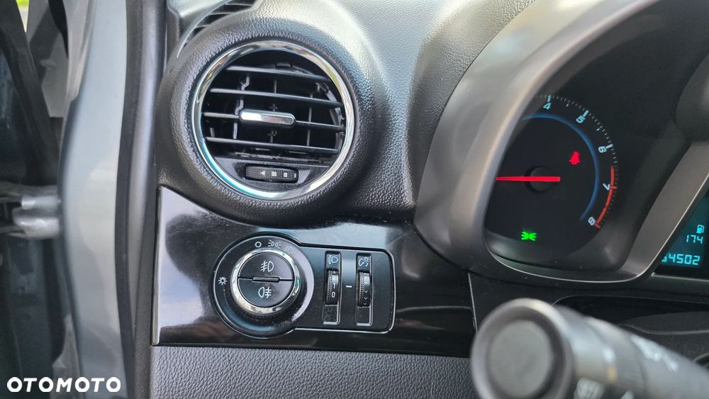 Chevrolet Orlando - 29
