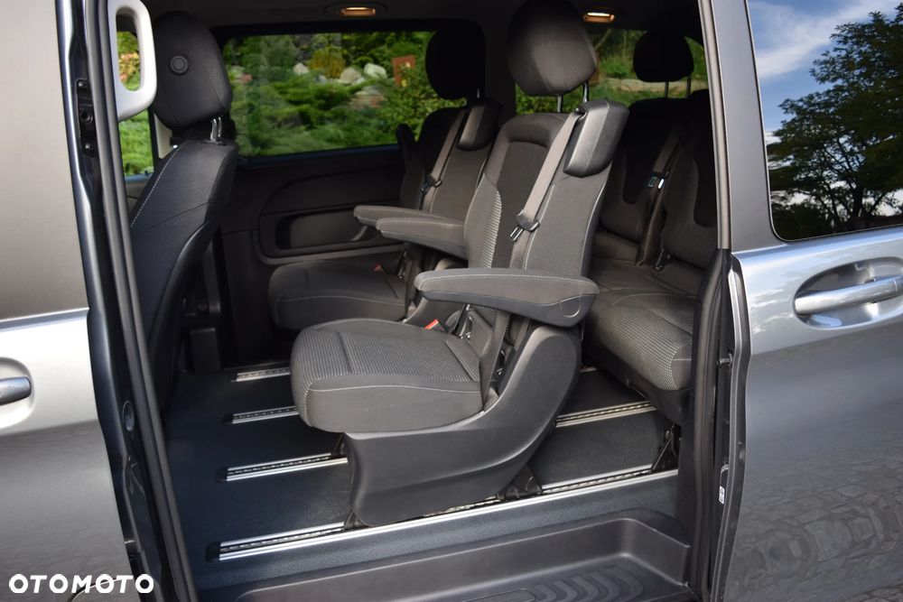 Mercedes-Benz Klasa V 220 d extralang 9G-TRONIC - 19