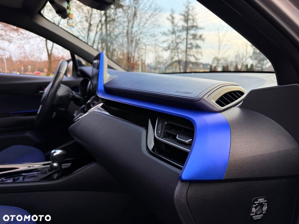 Toyota C-HR Business-Edition - 32