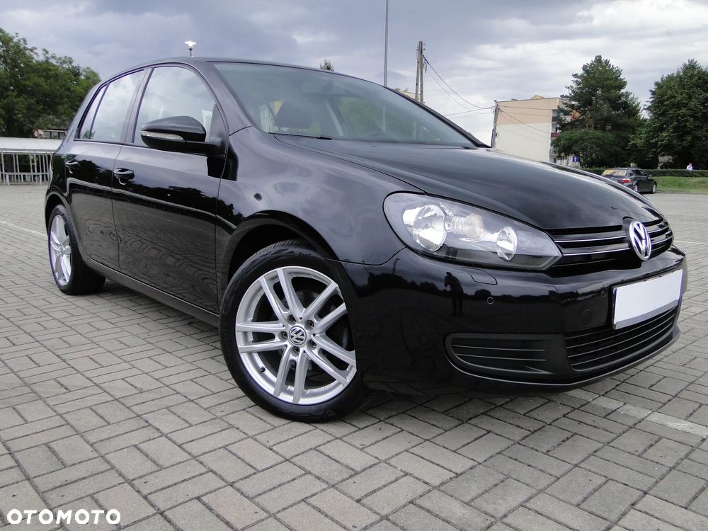 Volkswagen Golf 2.0 TDI DPF BlueMotion Technology DSG Comfortline - 34