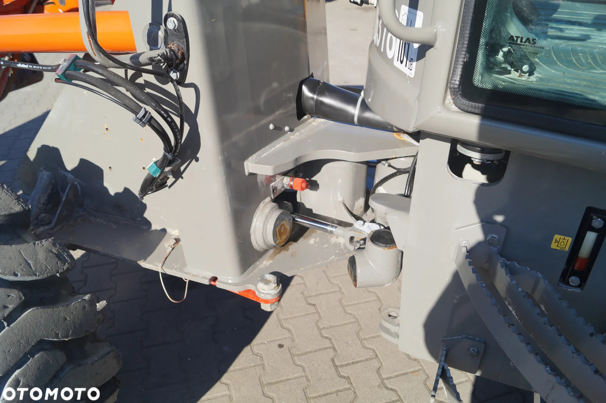 Atlas Weycor AR 480 Ładowarka Przegubowa - 13