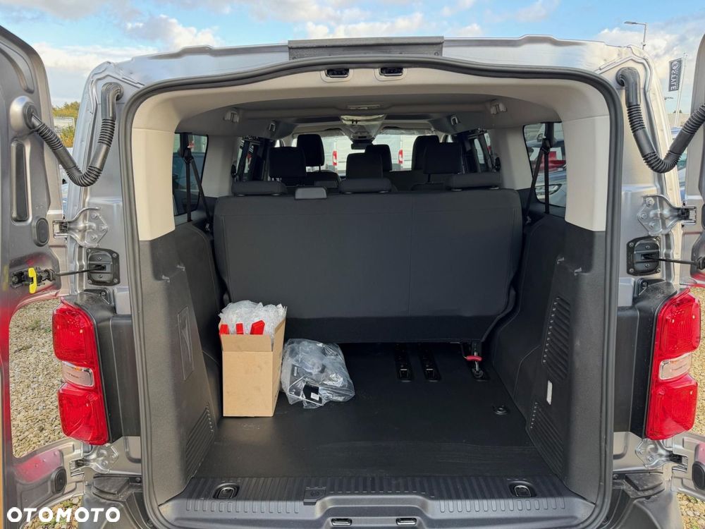 Opel Vivaro - 9