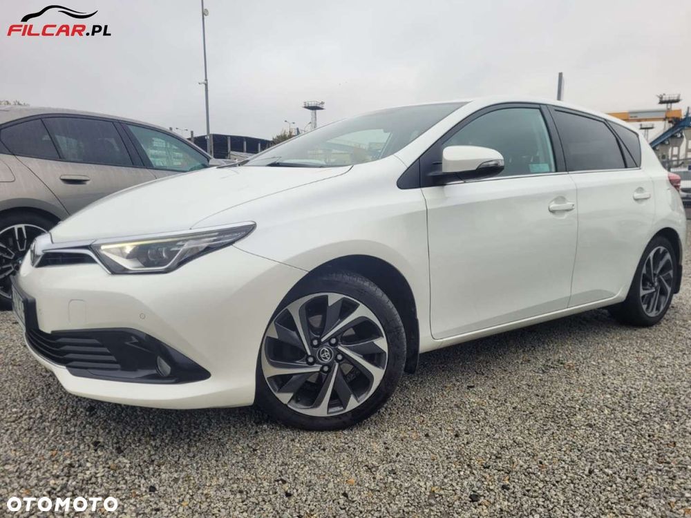 Toyota Auris - 18