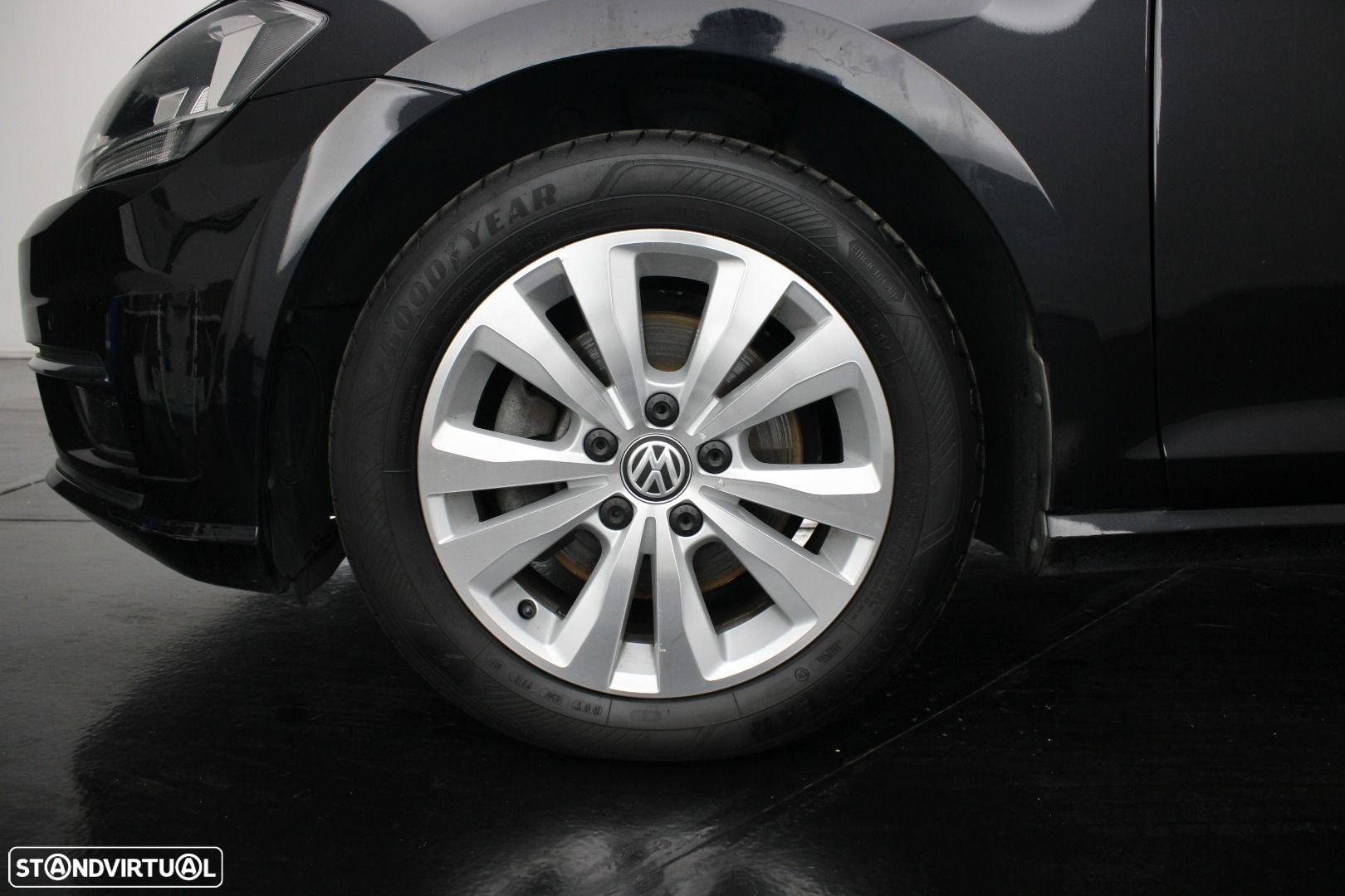 VW Golf Variant 1.6 TDi Confortline - 13