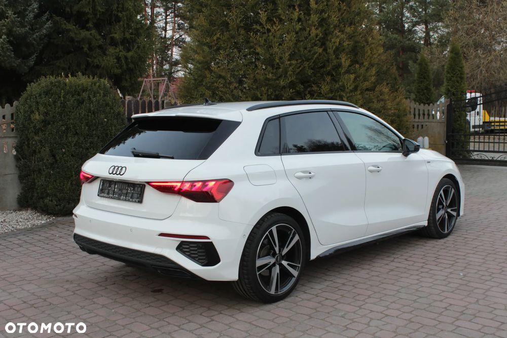 Audi A3 Sportback 35 TDI S tronic S line - 11