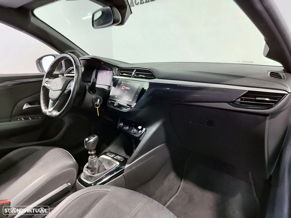 Opel Corsa 1.2 T GS - 20