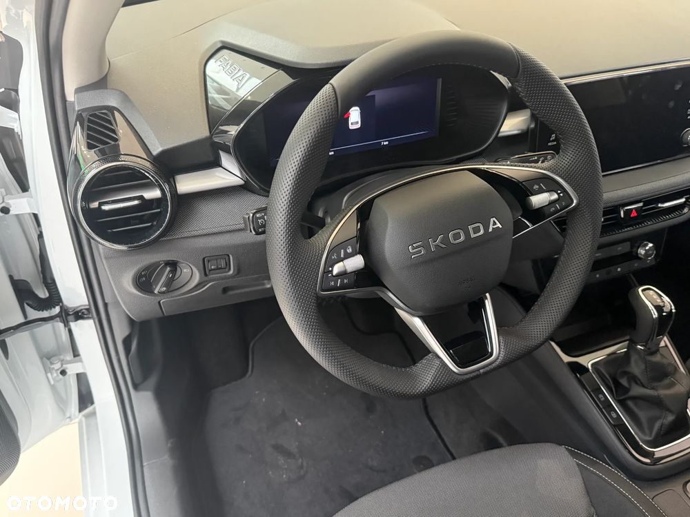 Skoda Fabia 1.0 TSI Edition 130 DSG - 22