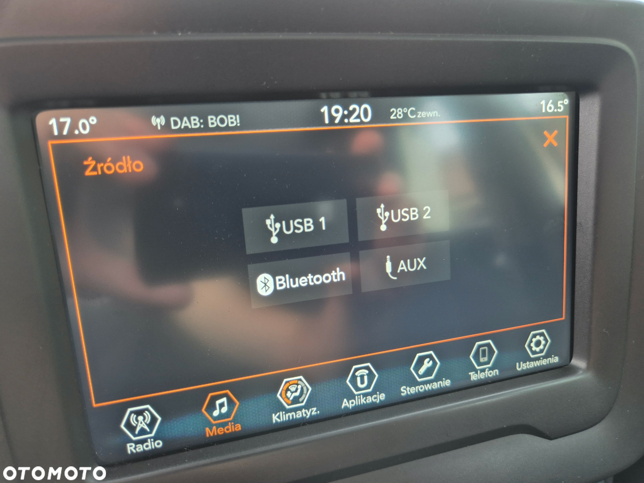 Jeep Renegade 1.4 MultiAir Limited - 27