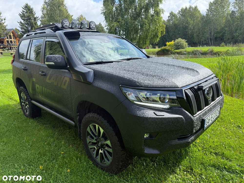 Toyota Land Cruiser LC 2.8 D-4D Invincible - 1