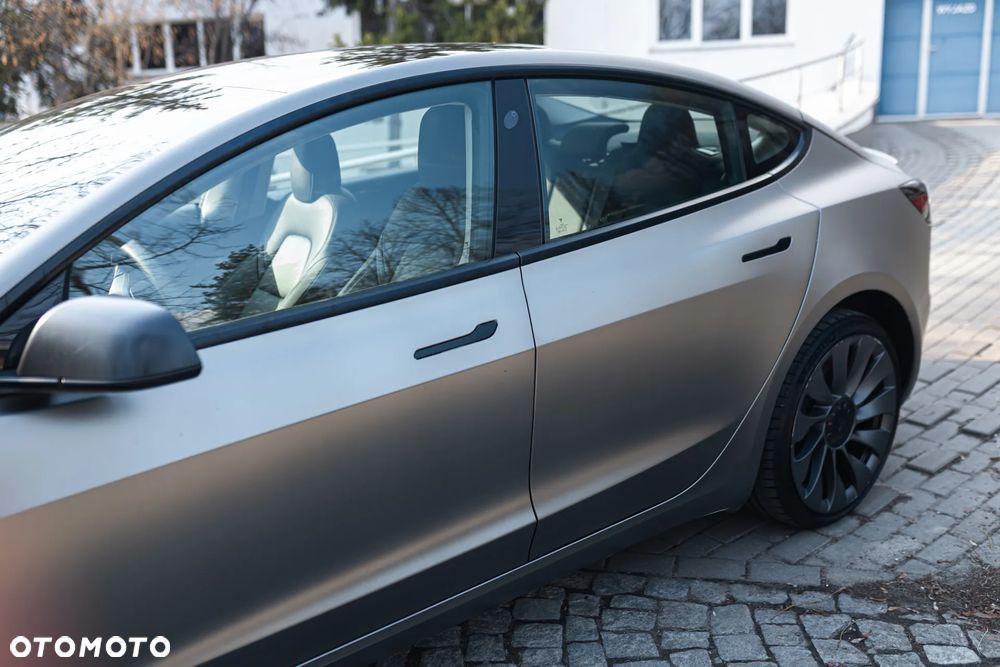 Tesla Model 3 Performance AWD - 5
