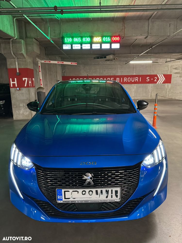 Peugeot 208 1.2 L PureTech STT EAT8 GT Line - 20
