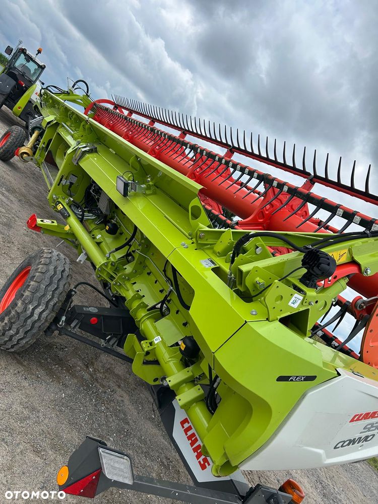 Claas Lexion 6800 DEMO + heder Claas 9,3m - 12