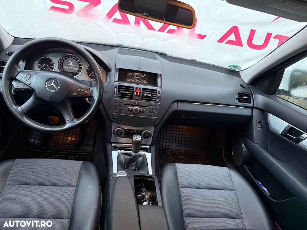 Mercedes-Benz C 200 Avantgarde Edition - 30