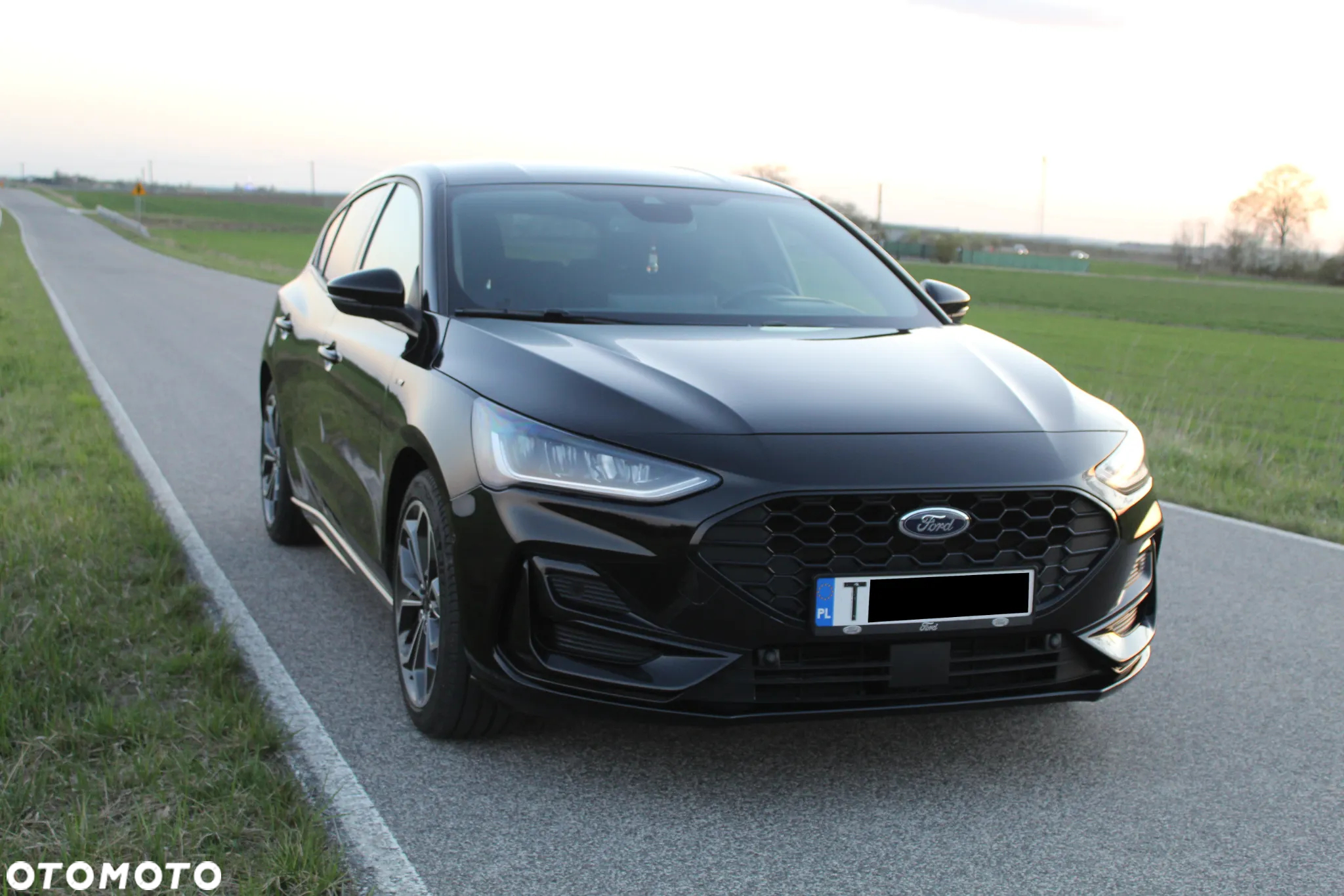 Ford Focus 1.0 EcoBoost Hybrid ST-LINE X - 8
