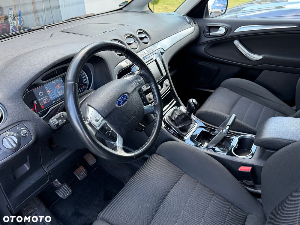 Ford S-Max 2.0 Viva Titanium - 27