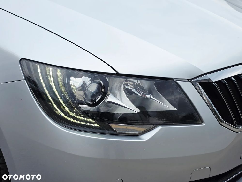 Skoda Superb 1.6 TDI Platinum - 28