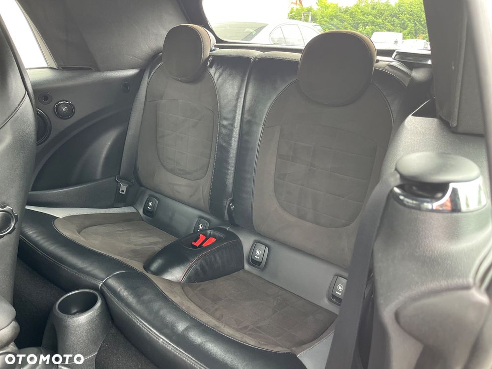 MINI John Cooper Works - 17
