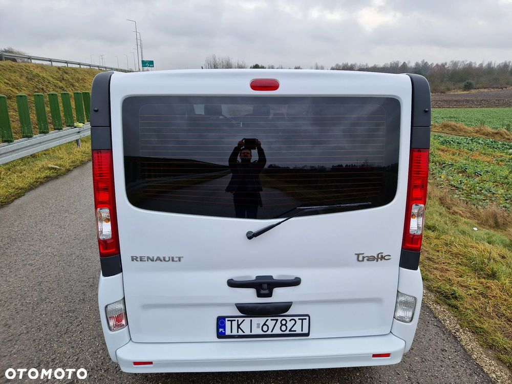 Renault Trafic Passenger Expression - 9