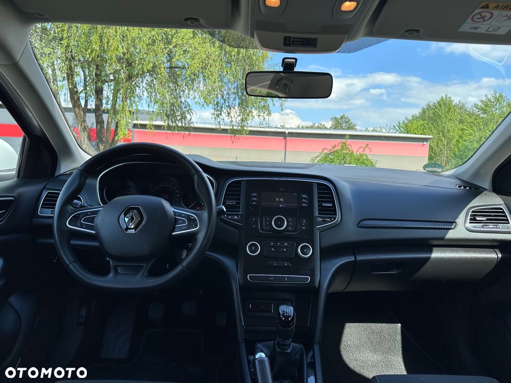 Renault Megane ENERGY TCe 100 LIFE - 6