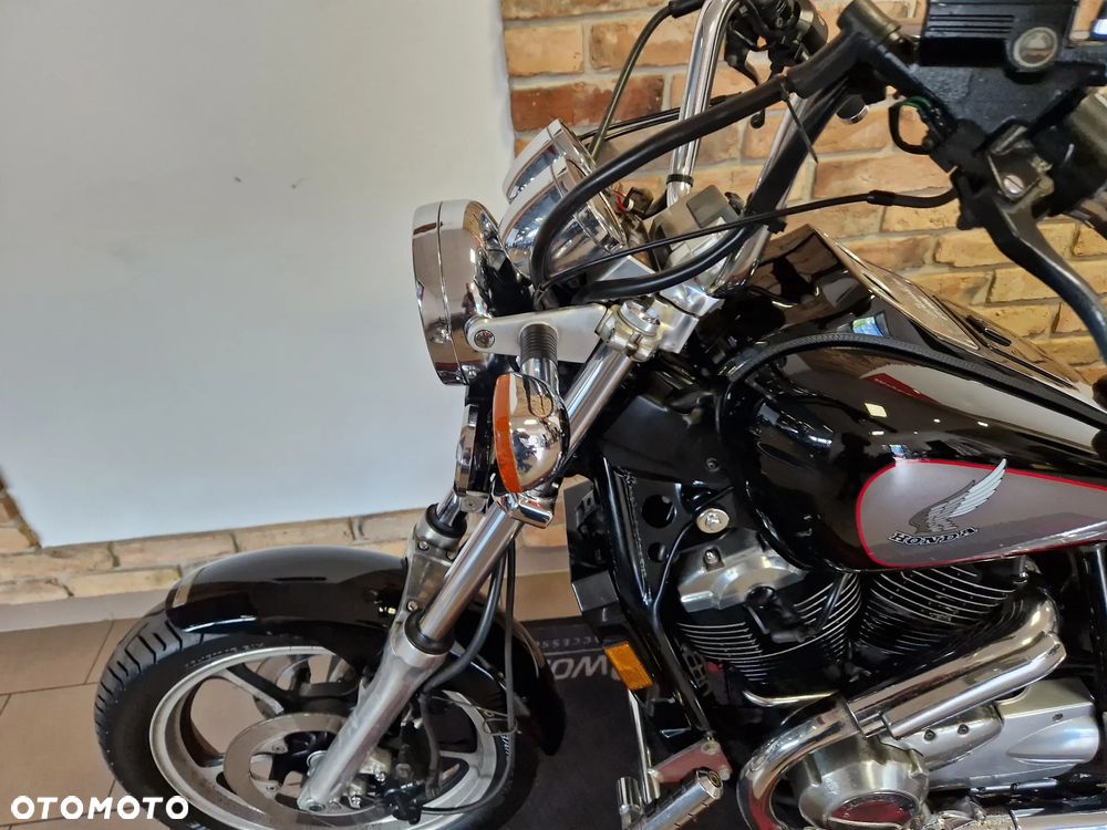 Honda Shadow - 13