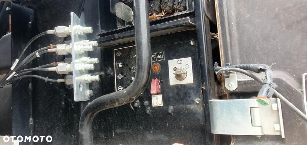 Caterpillar M316F - 12