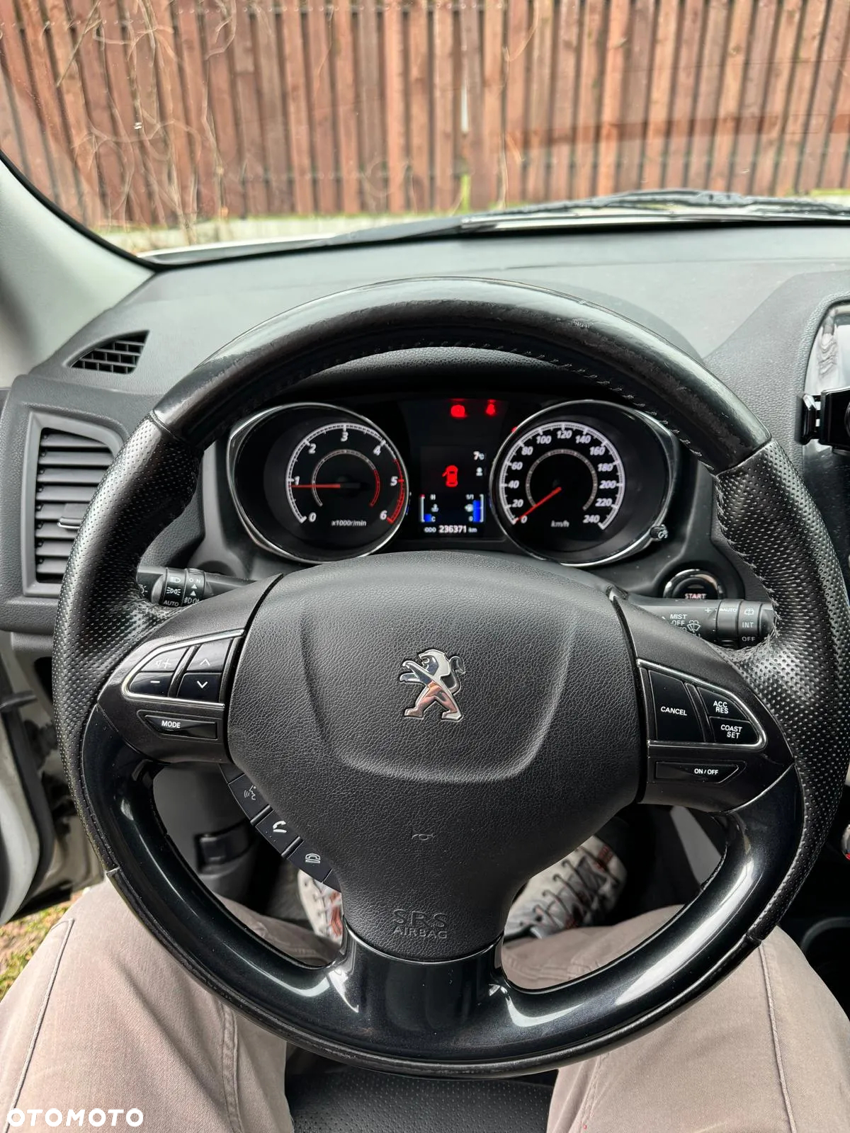 Peugeot 4008 HDI FAP 150 Stop & Start Allure - 12